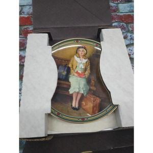 A Girl's Dream 1985 Knowles Collectors Plate